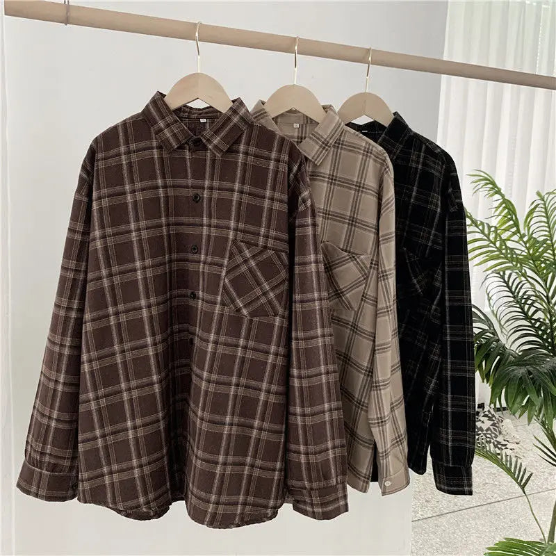 Checkered shirt, women's long sleeved retro Hong Kong style loose oversized top, fashionable and versatile, autumn outerwear